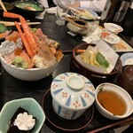 仙石すし - 特選どっさり海鮮丼2,500円