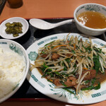Hidakaya - ニラレバ定食