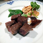 ステーキ懐石都 春日 - 特選　黒毛和牛ロースステーキと季節の野菜添え
      