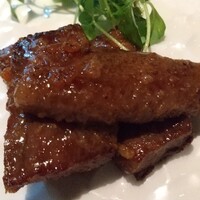 中国飯店 富麗華 - 牛肉のカラスミ炒め(*ﾟ∀ﾟ人ﾟ∀ﾟ*)♪