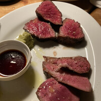 カルネジーオ イースト - 