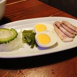 つけ麺SAKURA - 魚介豚骨つけ麺（並盛）