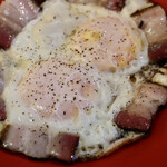 ルッカ - ベーコンエッグ