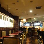 SAMOVAR - 店内