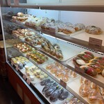 NIKI BAKERY - 