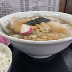 味処花しょく - 横から撮影