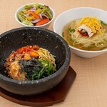 Kuroge Wagyuu Yakiniku Bi-Fa-Zu - 【毎日ランチ】石焼ビビンバ冷麺ランチ