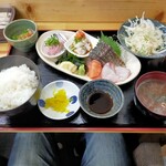 Kaisen Izakaya Hinachan - 刺身定食