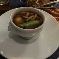 中国料理 「チャイナブルー」 コンラッド東京 - 伊府麺。海老のお出汁が効いています。