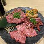 Yakiniku Mitsurutei - みつる亭盛り(4180円)上塩タン、ロース、ハラミ、上カルビ、アカセン