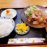 友多加亭 - 料理写真:しょうが焼き定食