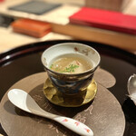 寿し道 桜田 - ・琵琶湖産 すっぽんのスープ、源助大根、北海道産 鱈白子の蒲鉾