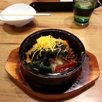 ぴょんぴょん舎 Te-su - 石焼ビビンバ