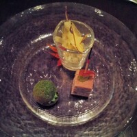 DINING & BAR TABLE 9 TOKYO - 