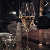 DINING & BAR TABLE 9 TOKYO - 