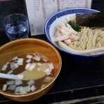 塩そば専門店 桑ばら - 鶏白湯熱盛り麺と返りじゃこ出汁の淡麗つけそば