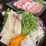 Shimakurobuta Shabu Sunahama - 