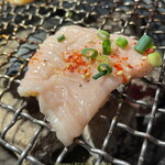 YAKINIKU BON'S - シマチョウ 美味！