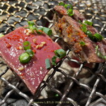 YAKINIKU BON'S - レバーとハツ 炭焼きは美味しいですねぇ～