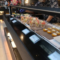 リュクス ダイニング ハプナ - 店内