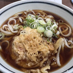 長命うどん - 熱うどん大盛570円＋かきあげ140円