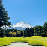 Narusawa Gorufu Kurabu - ◎『鳴沢ゴルフ倶楽部』のコースから見える雄大な富士山❗️