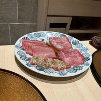 横浜 うしみつ - 