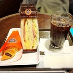 サンマルクカフェ - 選べるサンドイッチセット（サンドイッチ各種、チョコクロ、アイスコーヒー）