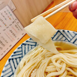 手打ちうどん 上を向いて - 