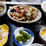 台湾料理 瑞祥居 - 回鍋肉定食(税込980円)