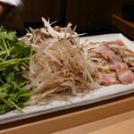 銀座 稲葉 - 博多地鶏、ゴボウ、舞茸、セリ