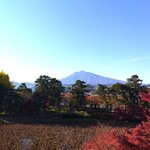 Gin Sui Shi Yoku Dou - オマケ・本丸から望む蓮池と岩木山