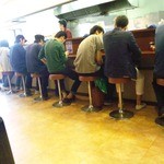 らーめん 陸 - いつも混んでいます。