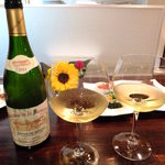 Wine Bar base - フランス：コート・デユ・ローヌ白：700円（’13.４月より）