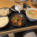 羊肉専門店 辰 - 