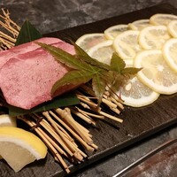 北新地焼肉 きらく - スーパーネギタン塩と上タン塩