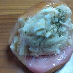 イソップベーカリー - たっぷり卵のポテマカサンド