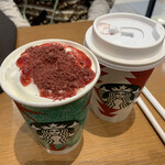 スターバックス・コーヒー - ストロベリー＆ベルベットブラウニーモカ