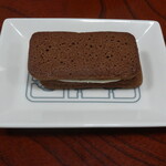 ミニオン・マーケットプレース - 