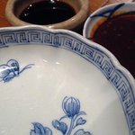 島宿　真里 - 取り皿と諸味しょうゆ・再仕込みしょうゆ