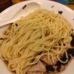 煮干し中華そば 一剣 - 麺減らない...