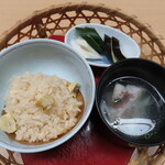 炉端炭火ダイニング海 - 2022年の｢炉端会席 海｣栗ご飯、吸い物、香の物