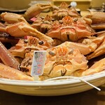 富小路 やま岸 - ◎今夜の松葉ガニは、ピンク色のタグの「柴山かに」と浜坂産の松葉がに。