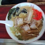 旭屋食堂 - 豚骨チャーシュー