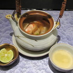Hamanako Roiyaru Hoteru Daininguru-Mu Shiki - 松茸の土瓶蒸し