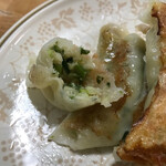 餃子専門 さかい食品 三ノ輪店 - 