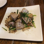 遊希 - 田芋とスーチカの炒め物