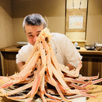 富小路 やま岸 - ◎カニスマスツリーの完成❗️上手いだろぉ〜。パチパチ❣️