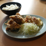 らぁ麺 はやし田 - ライス150円と鳥唐揚げ400円