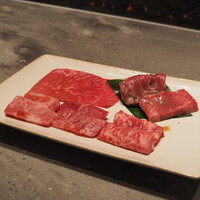 焼肉うしごろ 横浜店 - タテバラ、ササミ、インサイド、タン、厚切りハラミ、厳選赤身